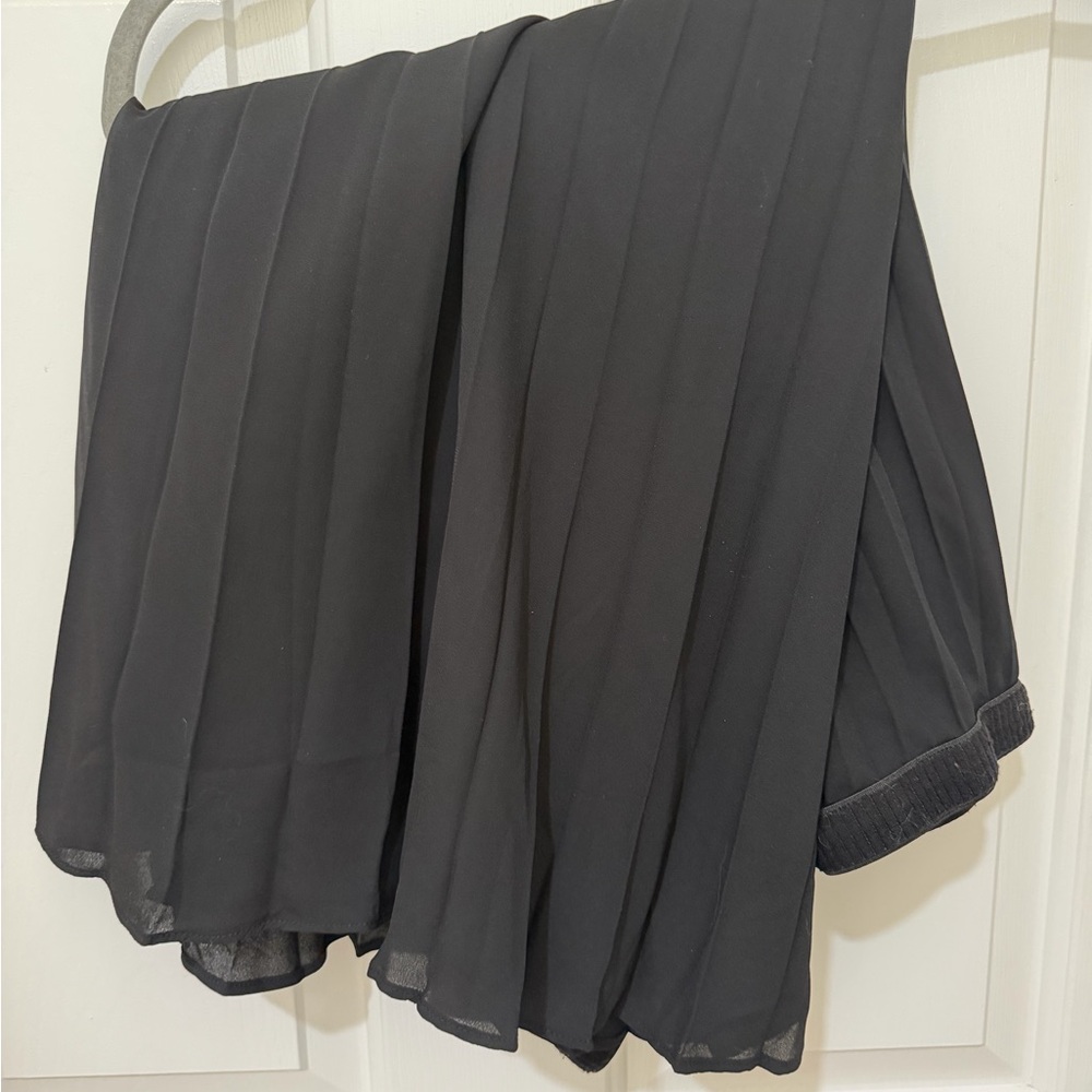Limited Black Pleated Skirt